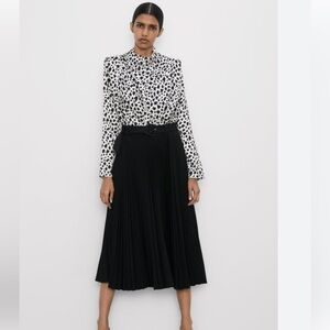 ZARA PLEATED LONGSLEEVE TOP